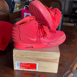 Air Yeezy and 2 SP Red October’s